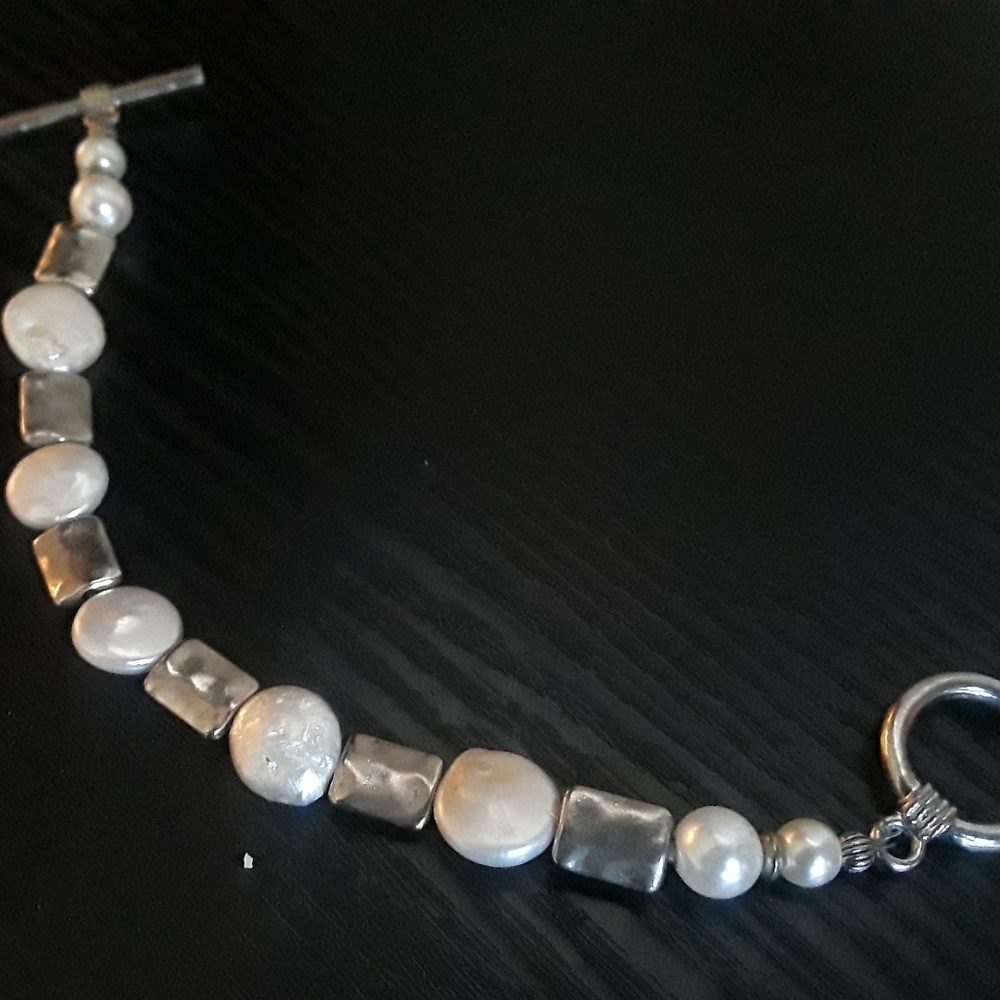 Pretty Pearl Bracelet